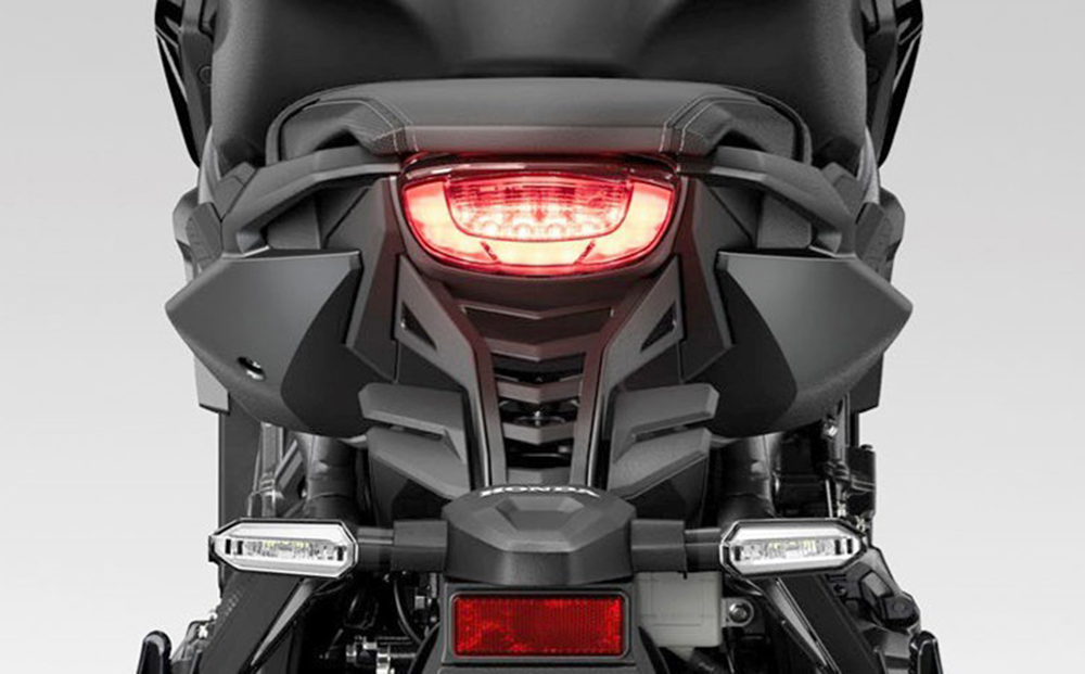 Honda CB650R 2023 black edition